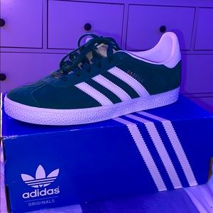 Adida Gazelle J